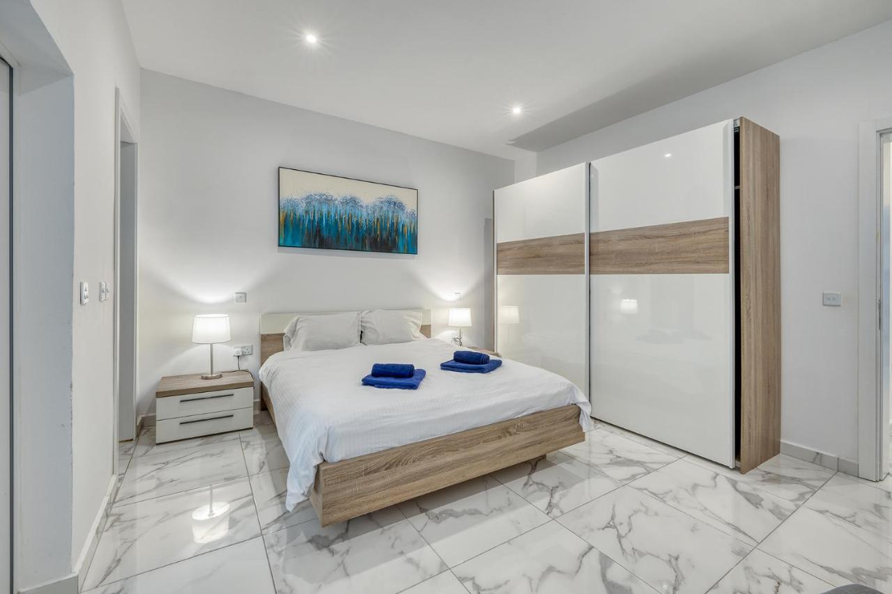 Modern 1Br Apartment, Central Location Sliema Buitenkant foto