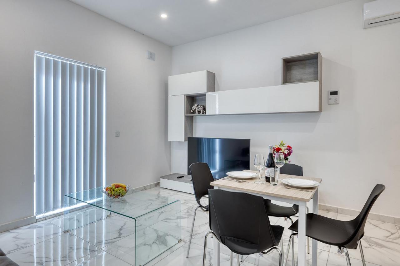 Modern 1Br Apartment, Central Location Sliema Buitenkant foto
