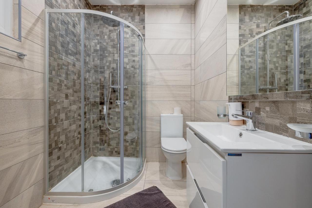 Modern 1Br Apartment, Central Location Sliema Buitenkant foto