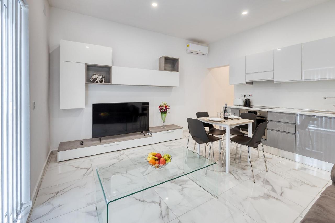 Modern 1Br Apartment, Central Location Sliema Buitenkant foto